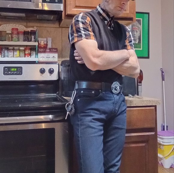 Meet your Posher, Alan - Picture 2 of 2